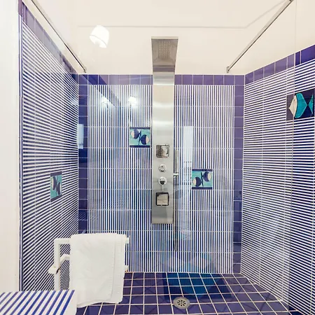 Boutique In Piazzetta 4*