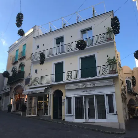 Boutique In Piazzetta Guest house 3*