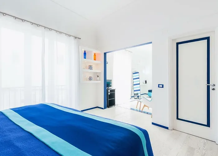 Boutique In Piazzetta 4*