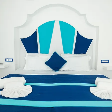 Boutique In Piazzetta 4*